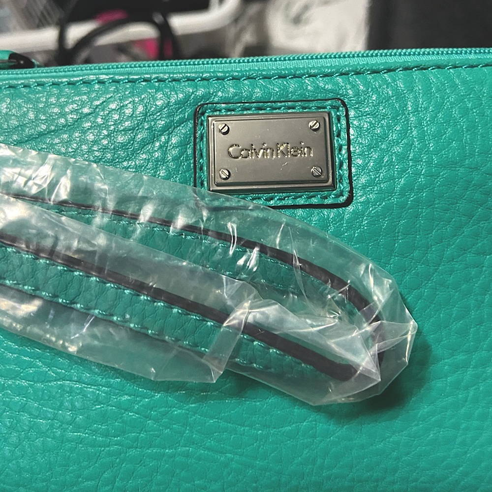 AUTHENTIC Calvin Klein Simple Wrislet